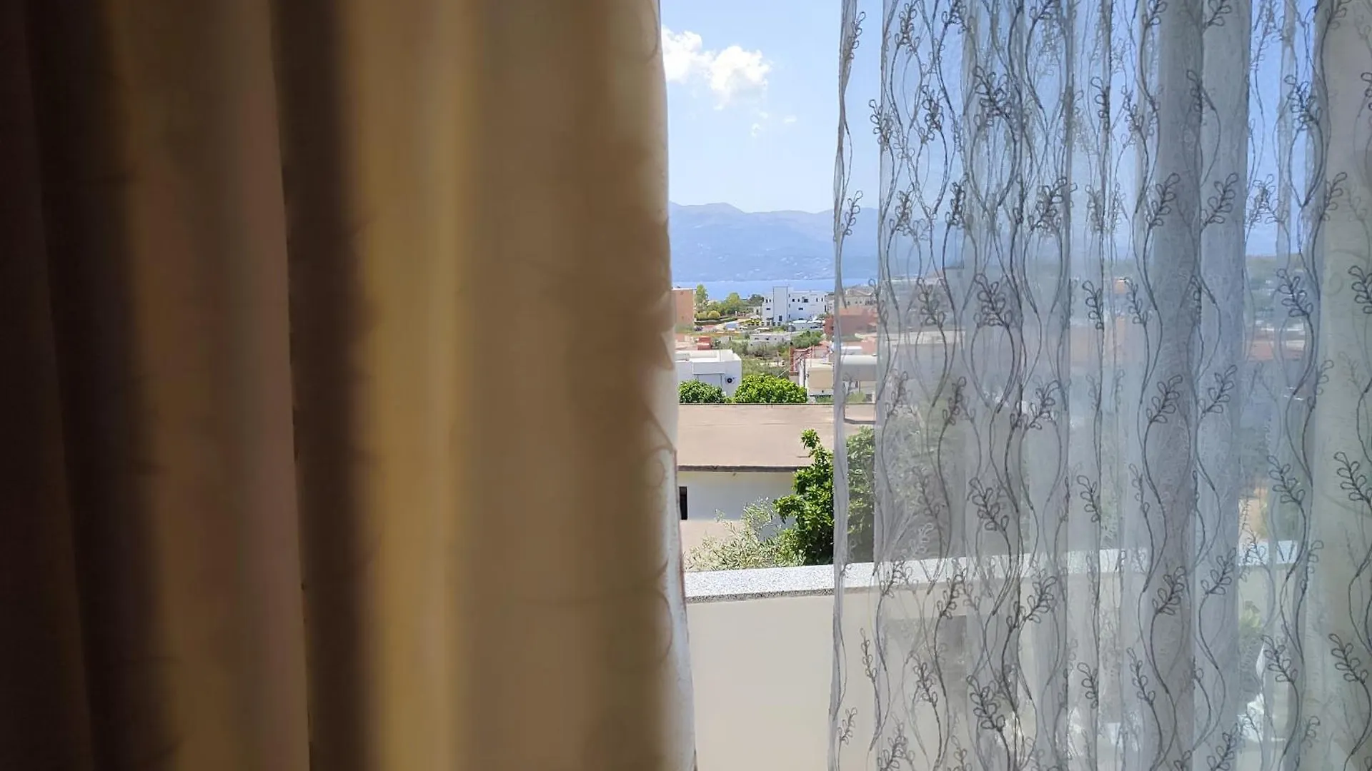 Guest House Enea Ksamil 0*,